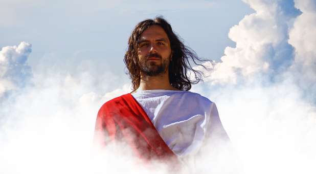 Image of Jesus in the clouds
