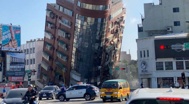 Collapsed building in Taiwan
