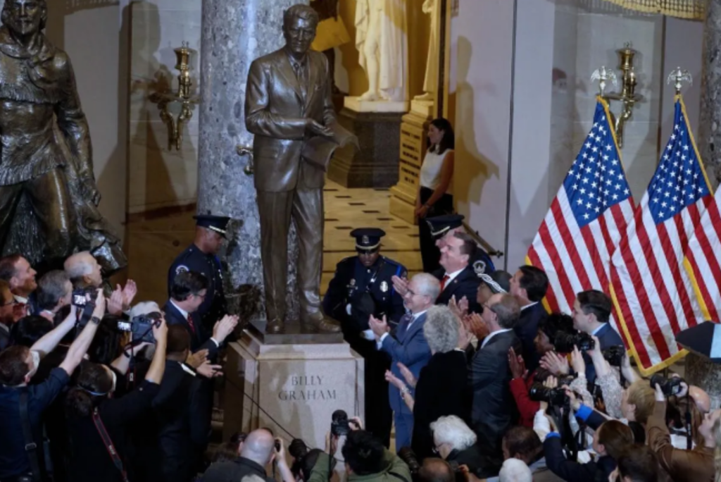 Late Rev. Billy Graham Immortalized In Capitol Hill Statue, Points Future Generations to Christ